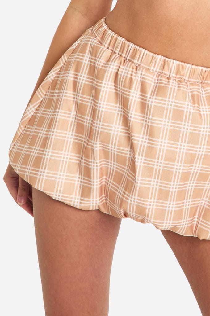 boohoo Dames Boxer Check Puff Ball Micro Mini Rok | Tan | Maat: 36