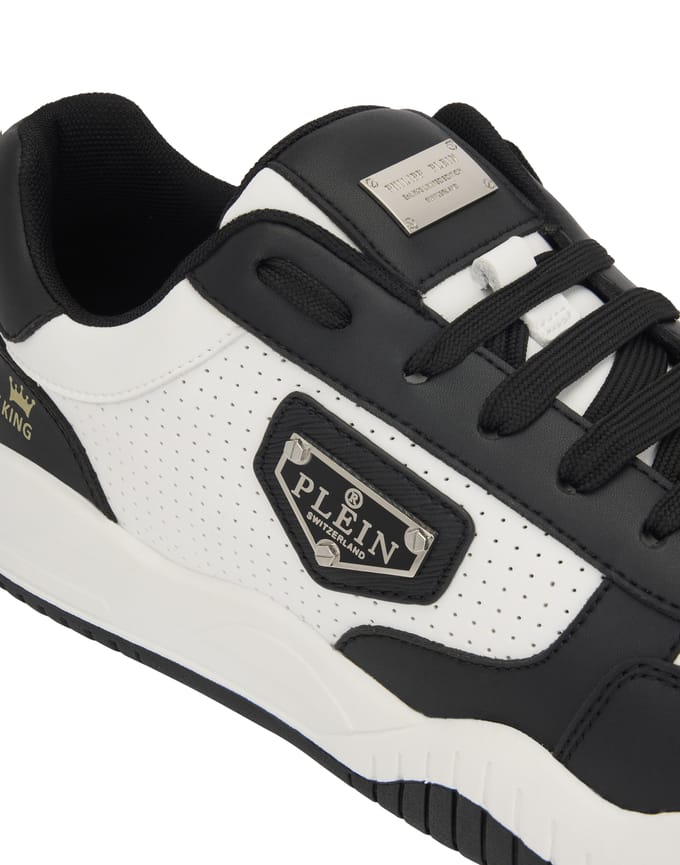 Lo-Top Sneakers Street