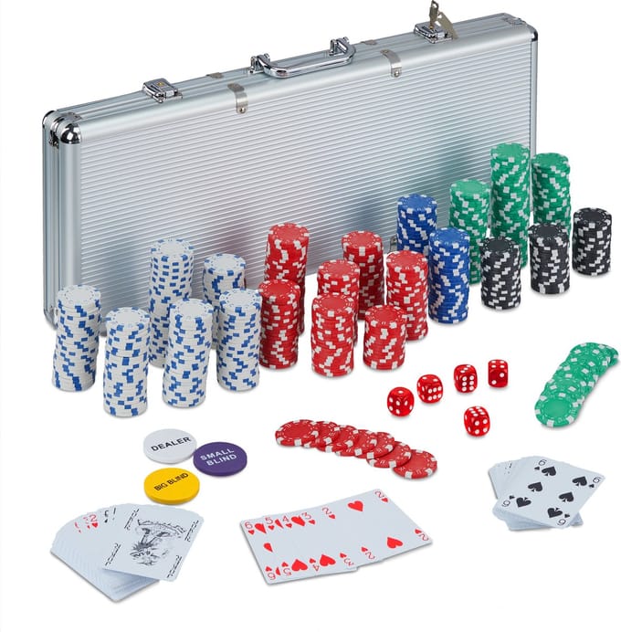 poker set - 500 chips zonder waarde - 2 kaartspelen - 5 dobbelstenen - button set