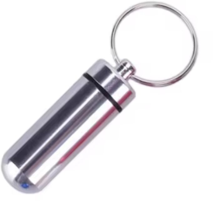 New Age Devi - Pillenkoker Sleutelhanger - 2 Stuks - Zilver - Voor al je medicijnen!
