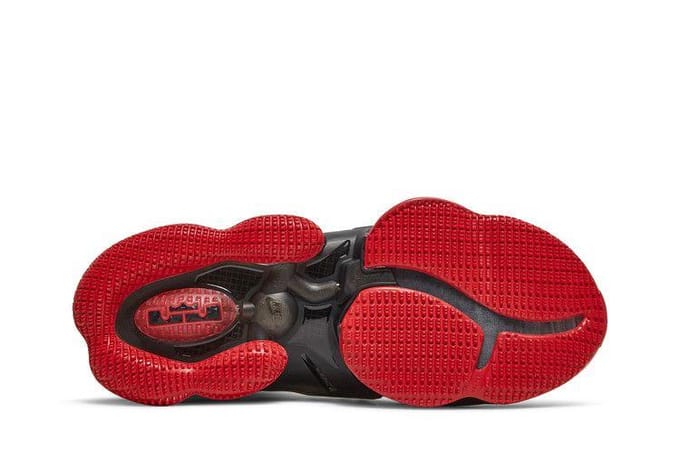 Nike LeBron 19 EP 'Bred' 41 black