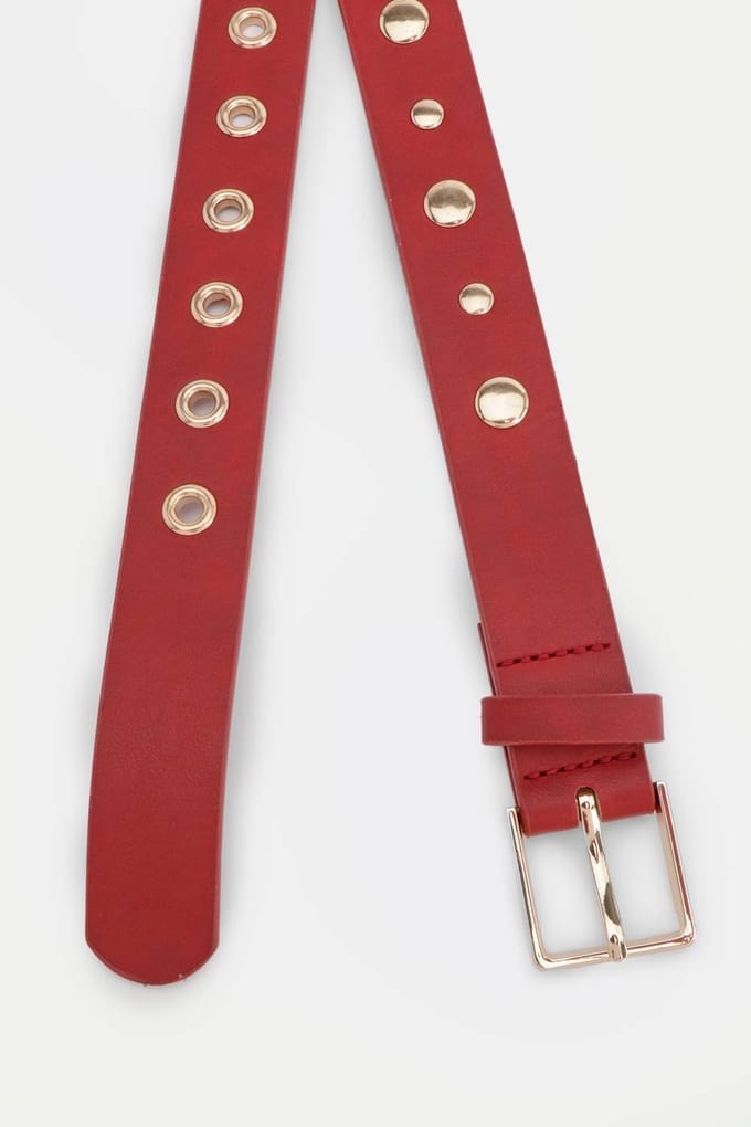 boohoo Dames Plus Gold riem met studs | Bordeaux Rood