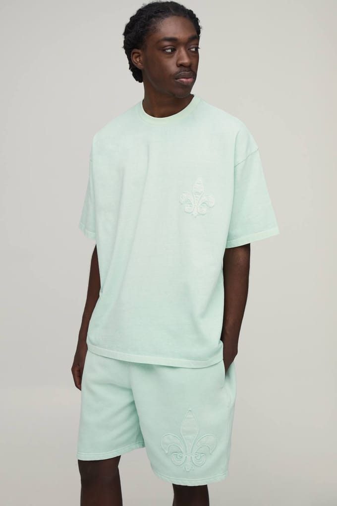 Oversized Gothic Fleur De Lis Applicatie Gewassen T-shirt & Wijde Korte Broek Set | Green | Size Medium