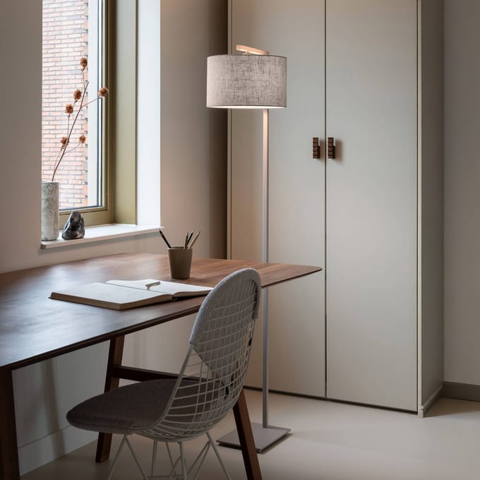 IT´S ABOUT ROMI IT'S ABOUT ROMI Vloerlamp Boston Ø32cm donkergrijs/zandkleurig