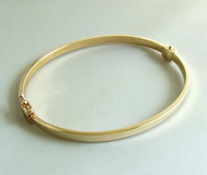14 karaat geel gouden Christian bangle