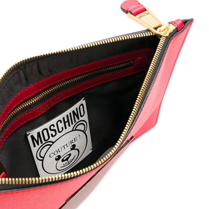 Moschino Logo Reliëf Ritssluiting Beer Leer Portemonnee Clutch Portemonnees Dames Rood 7A8429-8210-1115 Basic Set (Bag+Dust Bag) brown