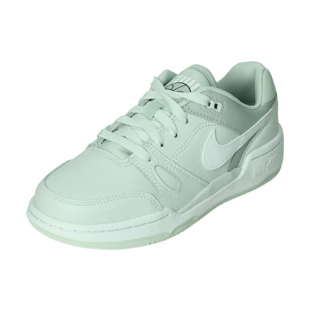Nike full force in de kleur zwart.