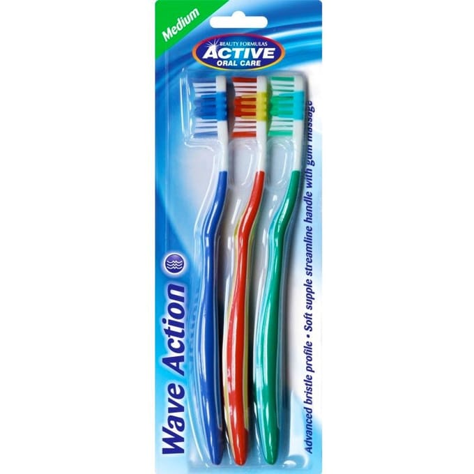 Active Oral Care Wave Action Toothbrushes Medium 3 st