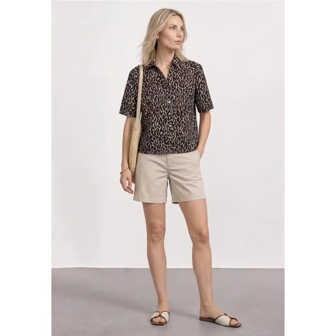 Overhemdblouse met korte mouwen, borstzak en print