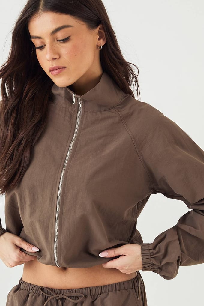 Dames DSGN Studio Funnel Neck Track Jacket | Mokka | Maat: 2XL