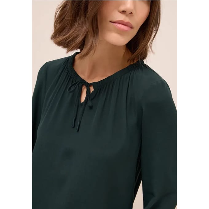 Crepe blouse