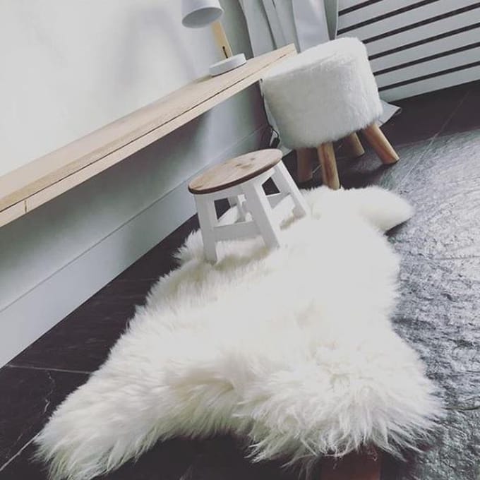 WOOOL Schapenvacht Wit (105cm) 100% Echt Wol - ECO Gelooid - Heerlijk Zachte Schapenvacht