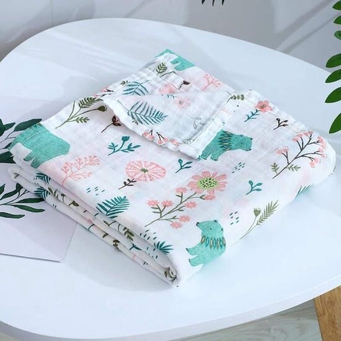 Hydrofiele doek XL - 120x120 cm - Inbakerdoek - Groene Beer - Swaddle doek groot - Hydrofiele luier