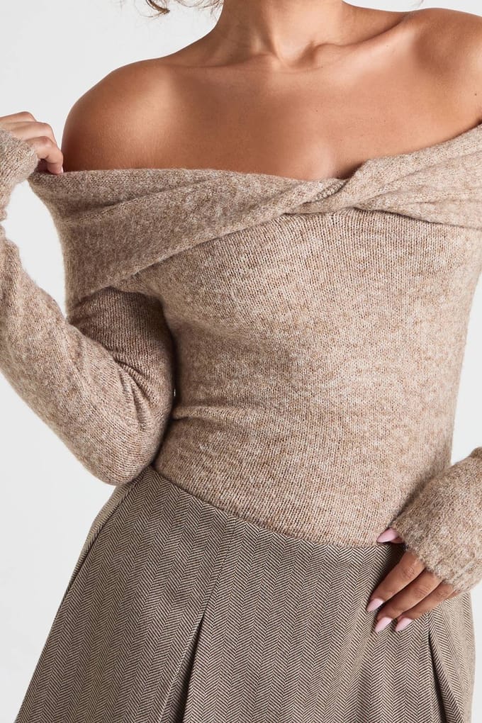 boohoo Dames Twist Front Bardot Trui | Taupe | Maat: Medium