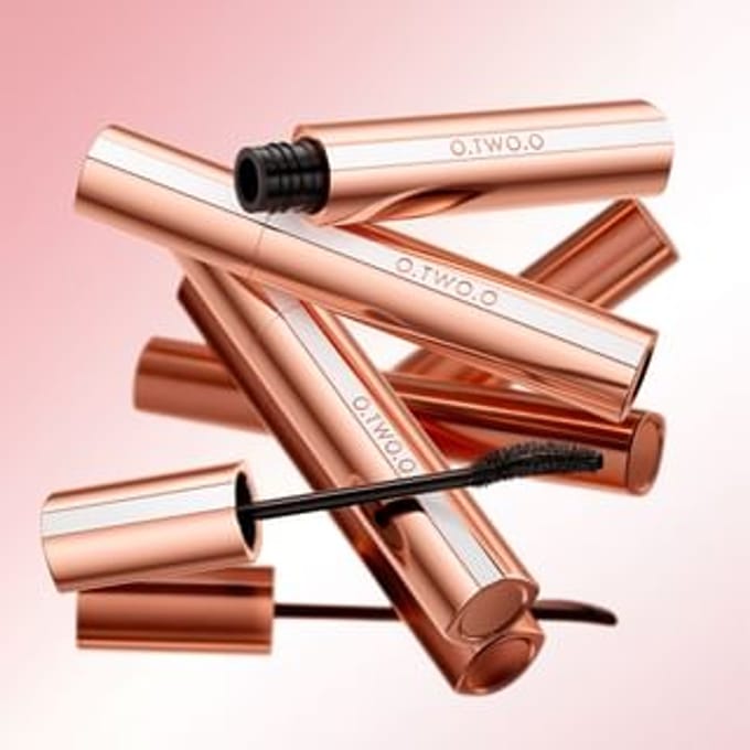 O.TWO.O - Intense Volume Defining Waterproof Mascara 1pc