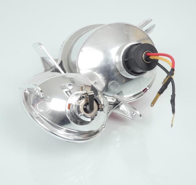Feu arrière Vicma pour Scooter MBK 125 Skyliner 2003 à 2006 ARD Neuf
