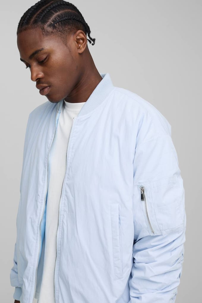 Boxy Fit Peached Geborduurde MA1 Bomber Jacket | Baby Blue | Size Medium