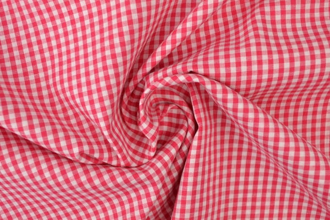 Ruitjesstof - Donkerroze 2,5mm ruit - 1 meter - Per meter - 150cm breed