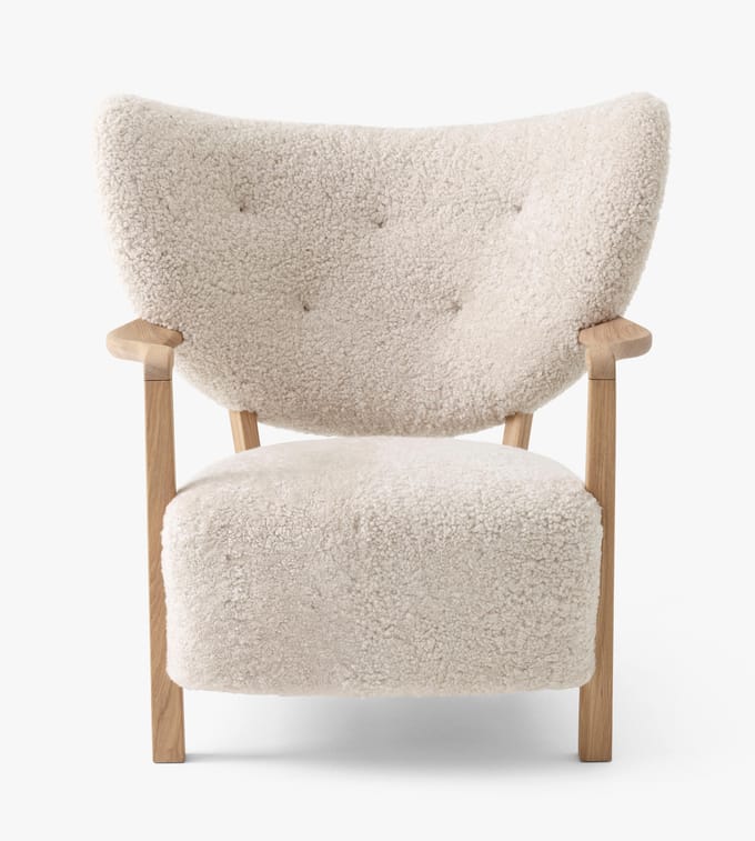 &Tradition Wulff ATD2 fauteuil - sheepskin moonlight - oiled oak
