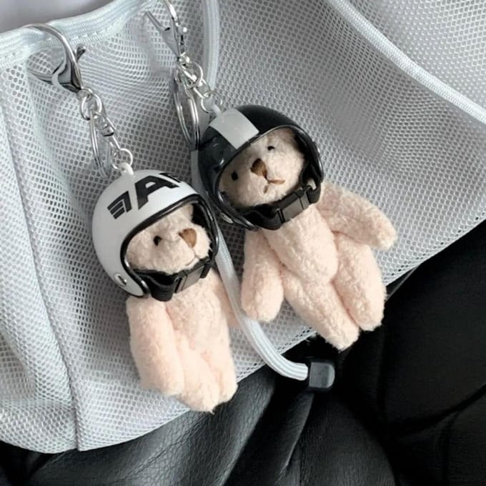 Schattige Beer met Helm Beer met Helm Sleutelhanger Y2K Hanger Sieraden Cadeau white
