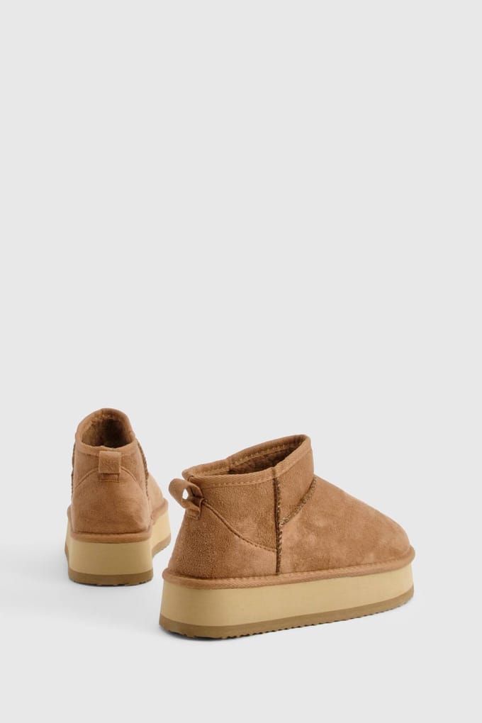 boohoo Dames Ultra Mini Platform Laarzen met namaakte bontvoering | Chestnut | Maat: 8