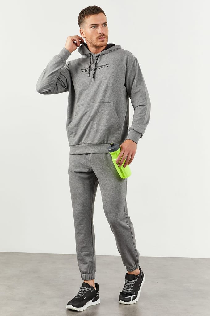 Oversized hoodie en broek set