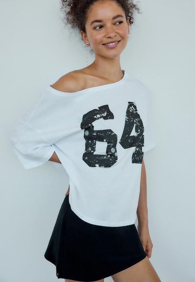 Stradivarius Oversized T-shirt met grafische print  Ecru M