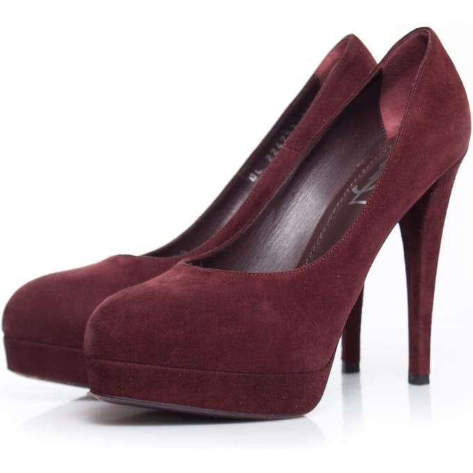 Yves Saint Laurent Gaby suède pumps