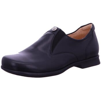 Mocassins Think -