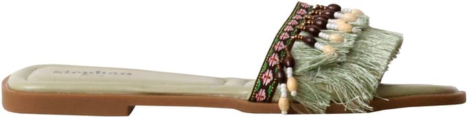 Sandalen om aan te trekken