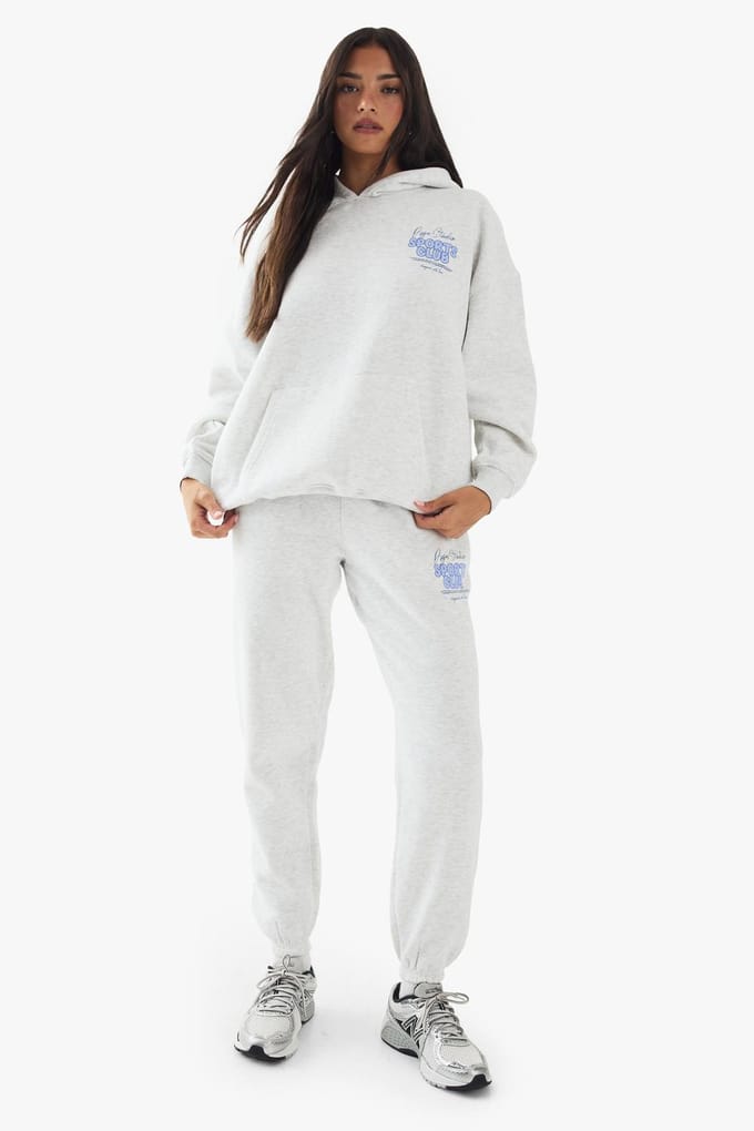 boohoo Dames DSGN Studio Sports Bubble Slogan Oversized Jogger | Ash Grey | Maat: Small