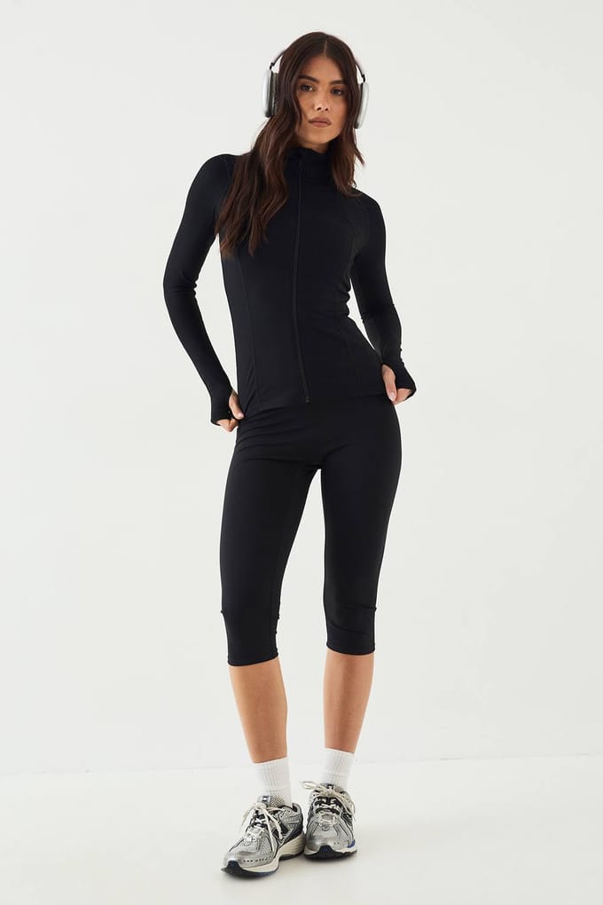Dames DSGN Studio Ultra Sculpt Sportjack met Geribbelde Naaddetails | Zwart | Maat: Medium