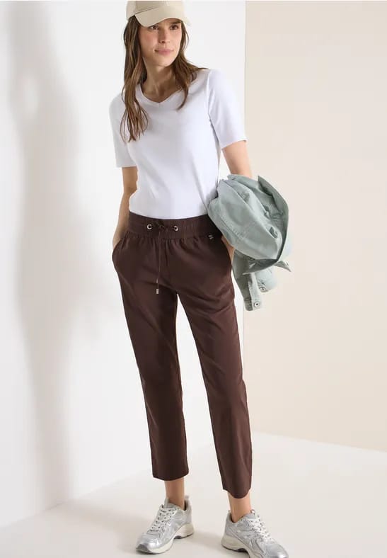 7/8 Mid Waist Slim Legs broek in casual fit