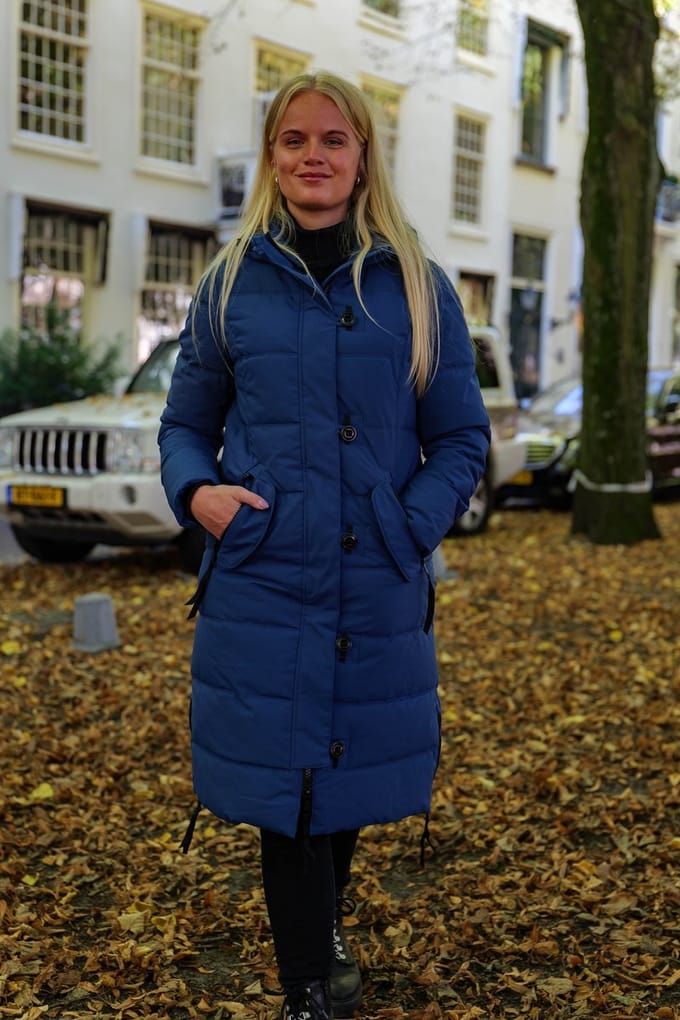 Lange dames winterjas - Gewatteerd en getailleerd - Blauw - Maat 36