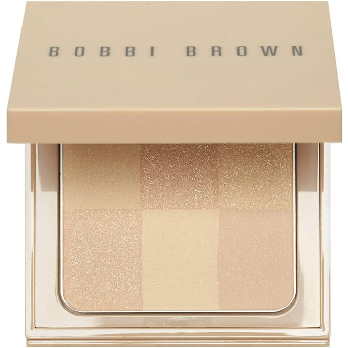 Bobbi Brown Nude Finish Illuminating 6.6 gr Poeder Bare 002