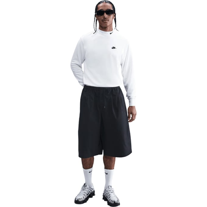 Nike Club Oversized Shorts, zwart