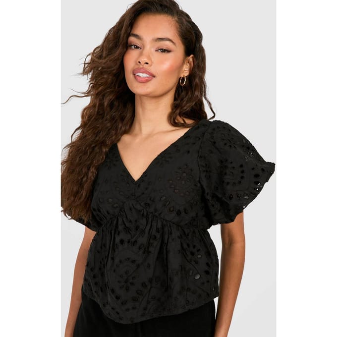 boohoo Dames Embroidery Frill Shoulder Top | Zwart | Maat: 34