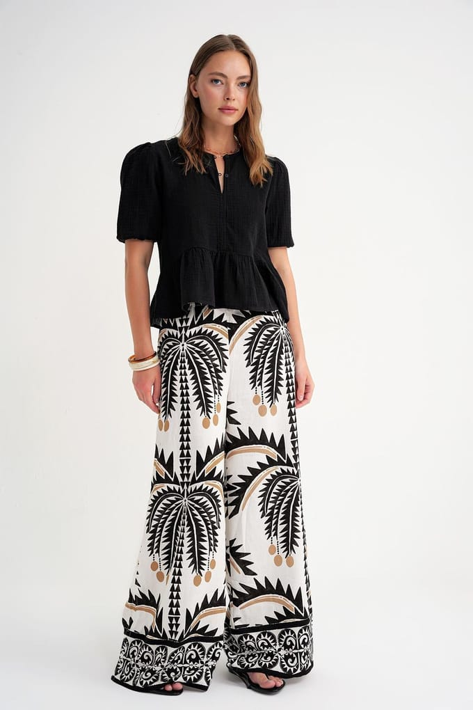 Getextureerde Muslin Crew Neck Blouse met Knoopsluiting