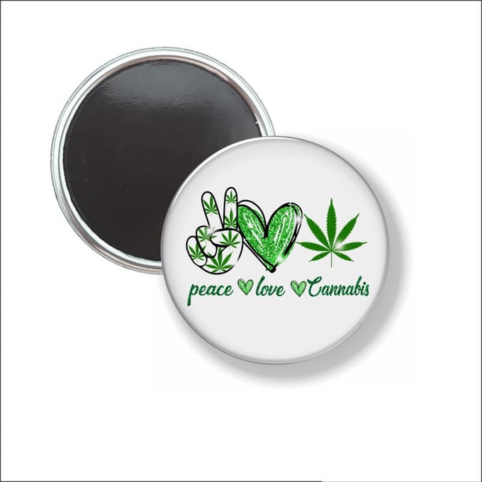 Button Met Magneet 58 MM - Peace Love Cannabis - NIET VOOR KLEDING
