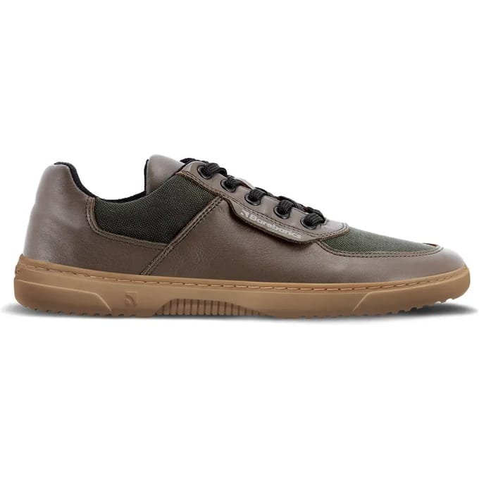 Trainers Barebarics Bravo