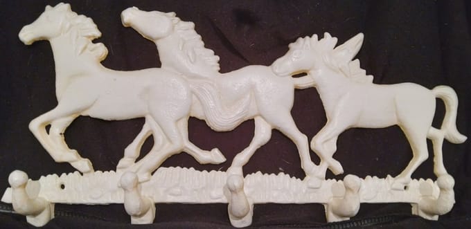 MadDeco - gietijzer - kapstok - 3 paarden - wit