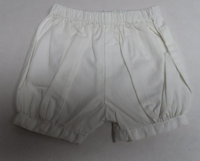 Short -Meisjes - Wit - poefmodel - 3 maand 62