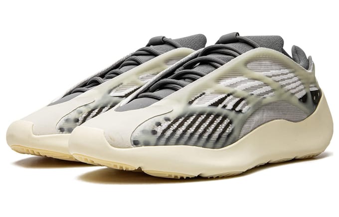 Yeezy Boost 700 V3 Fade Salt