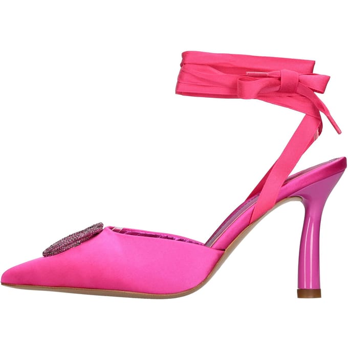 Emanuelle Vee Schoenen met hiel