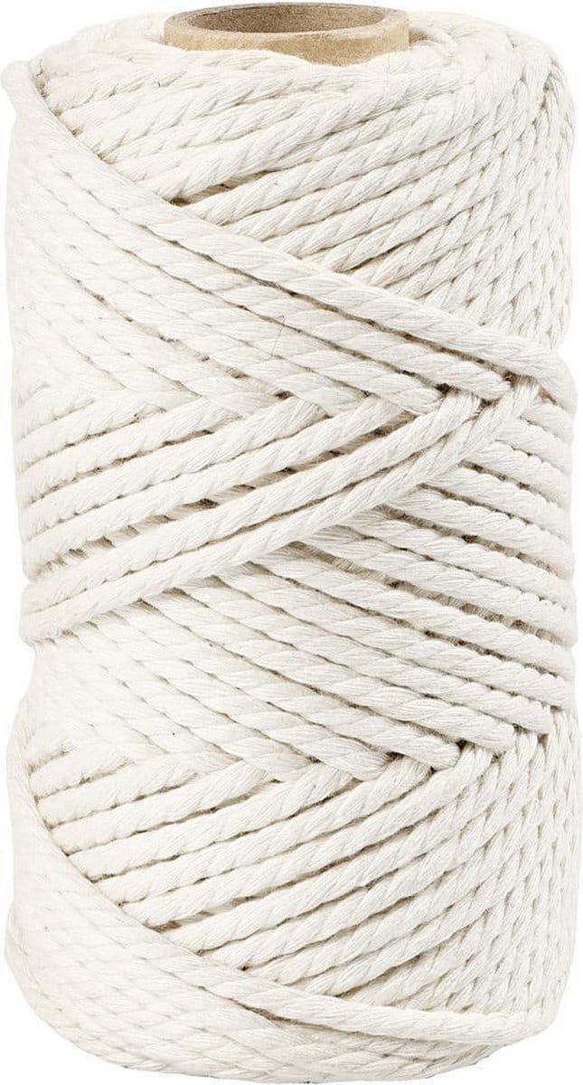 Macramé koord. off-Wit. L: 55 m. d: 4 mm. 330 gr - 1 rol