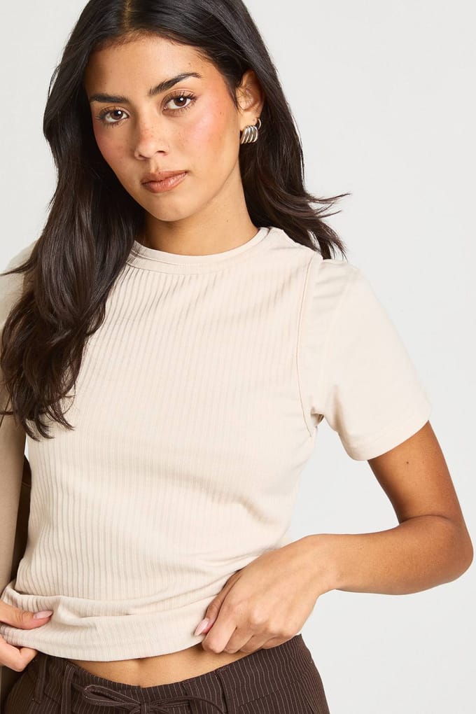 boohoo Dames Geribbelde Dubbele Laag Racer Cap Sleeve Top | Creme | Maat: 40