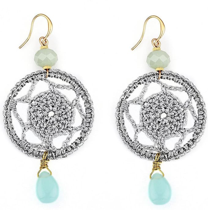 Oorhangers dromenvanger met steentjes zilver mint groen