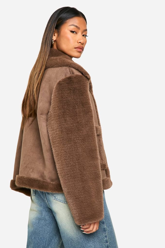 boohoo Dames Faux Fur Bonded Short Jacket | Chocolate | Maat: 14