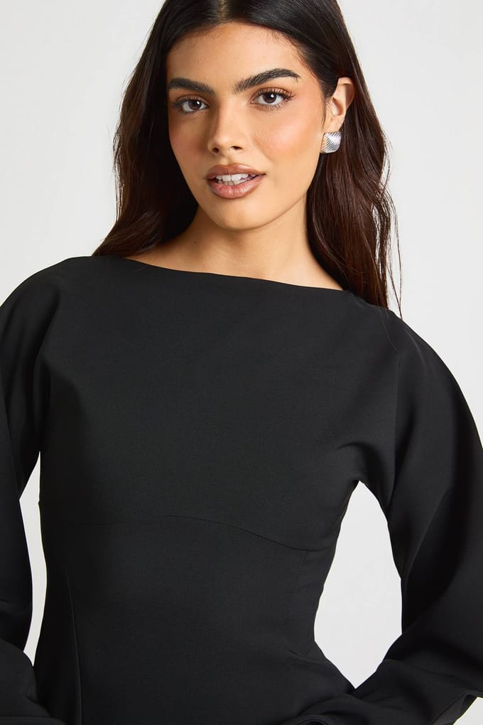 boohoo Dames Gestructureerde Mini Shift Jurk met Uitlopende Mouwen | Black | Maat: 14
