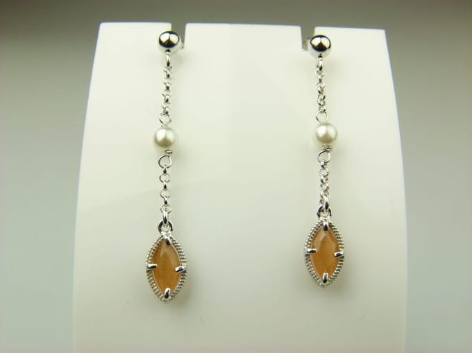 oorringen in zilver model marquise met parel - jeansblauw